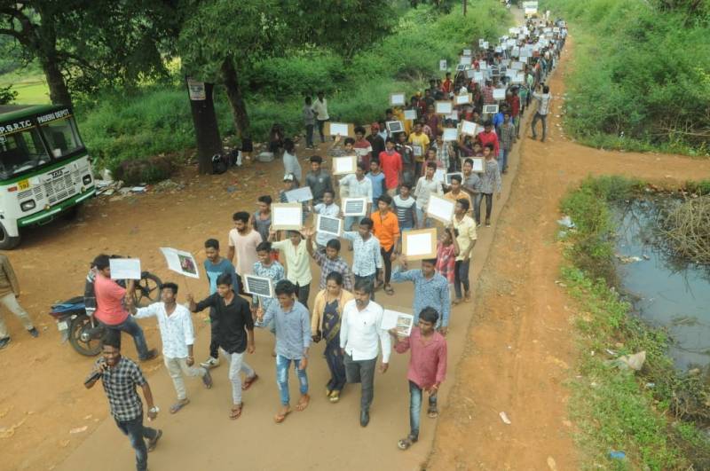 Tribals in Vizag Agency organised anti-Maoist rally demanding development in the area
