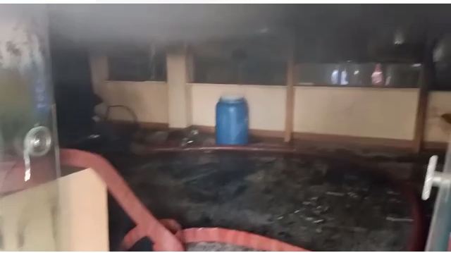 Fire breaks out in Alwal SBI, cash safe Fire breaks out in Alwal SBI, cash safe