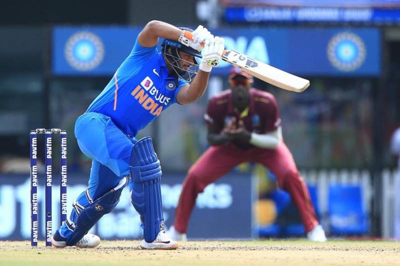Rishabh Pant shows signs of comeback, scores a gritty 71