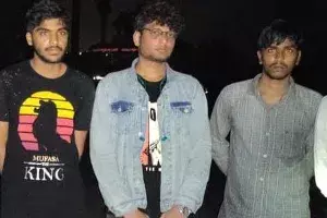 Daredevil mission: Local divers rescue three picnickers from flooded hill at Yarada beach Daredevil mission: Local divers rescue three picnickers from flooded hill at Yarada beach