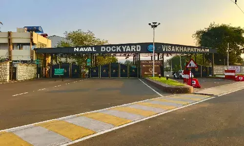 Naval Dockyard employee ends life after losing Rs 15L in online gambling at Vizag