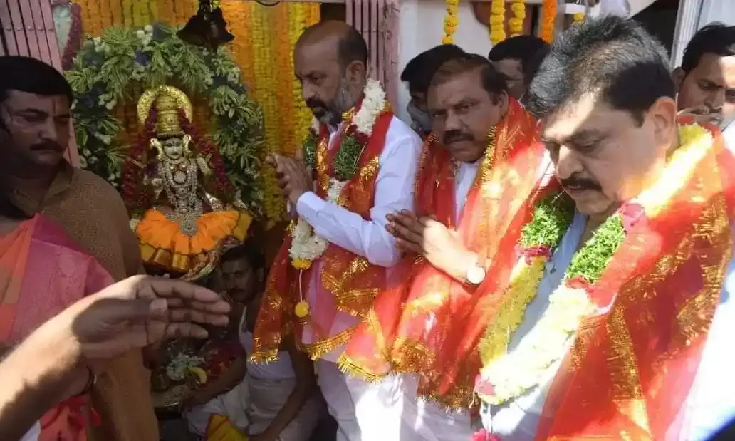 GHMC elections: Sanjay alleges KCR forged his signature to spread fake news against BJP