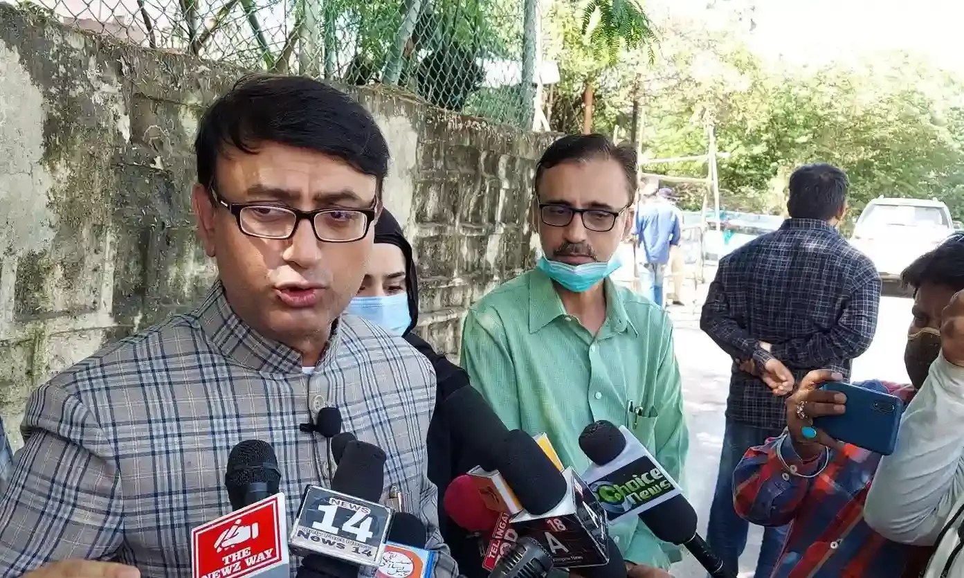 Election authority, GHMC illegally shift 10k voters of Azampura to Chawni: MBT