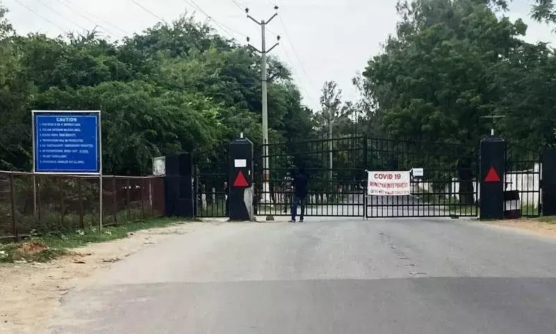 GHMC polls: Sainikpuri residents voting for permanent opening of Cantonment road, better roads