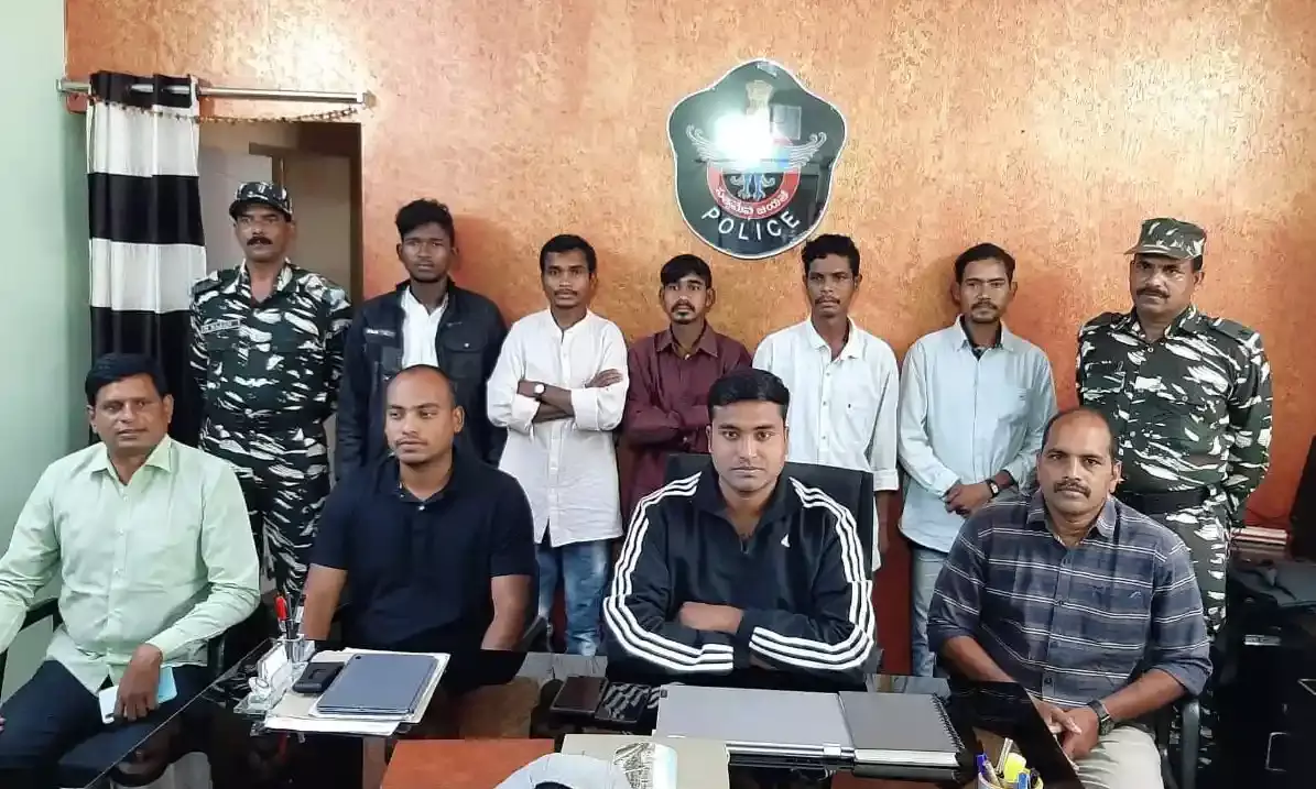 Five more Maoists surrender in Vizag; number climbs to 13 in Nov