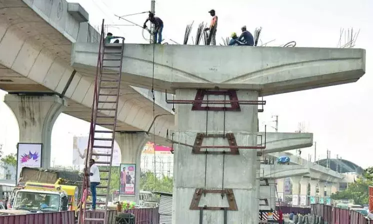 Traffic restrictions from Tolichowki to Gachibowli due to flyover construction