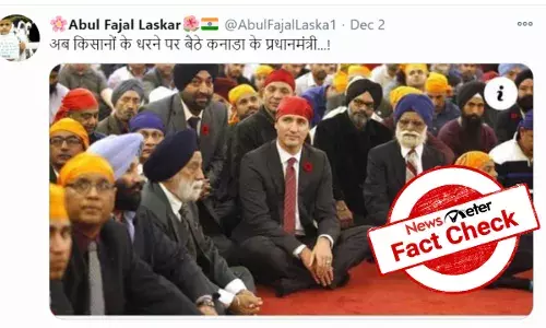 Fact Check: Viral photograph of Justin Trudeau sitting with people from Sikh community is not a protest