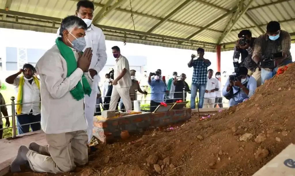 Withdraw three capital proposal, respect peoples sentiments: Chandrababu Naidu to Jaganmohan Reddy