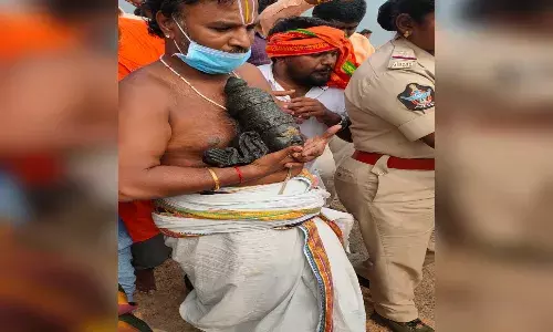Missing head of Lord Ramas idol found in lake at Ramateertham village
