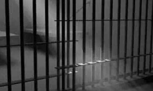 4 get one-year jail for assaulting assistant engineer