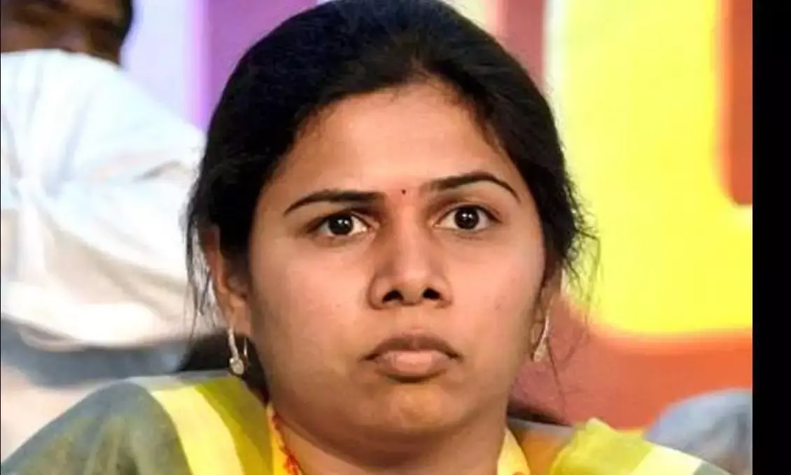 TDP leader Bhuma Akhila Priya, husband booked in kidnap attempt of 3 from Hyderabad