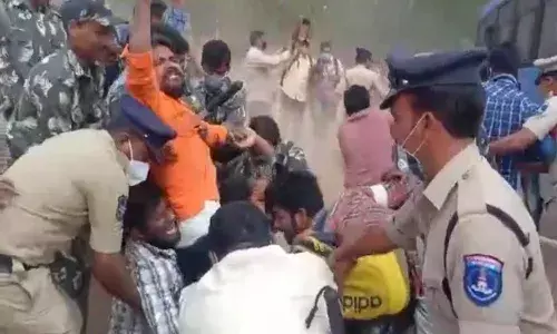 11 UoH students detained for protesting against university land encroachment