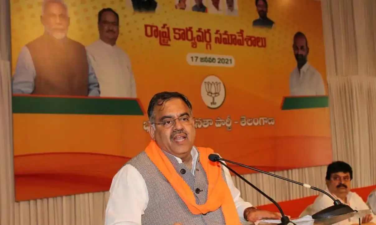 Corrupt KCR not allowing Modis welfare schemes to reach people in Telangana: Chugh