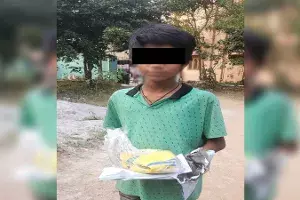 `Monster dad sets 10-year-old son afire in Hyderabad `Monster dad sets 10-year-old son afire in Hyderabad