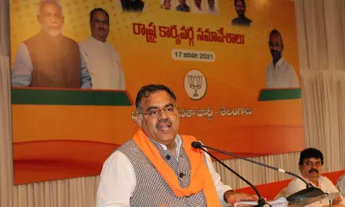 Corrupt KCR not allowing Modis welfare schemes to reach people in Telangana: Chugh