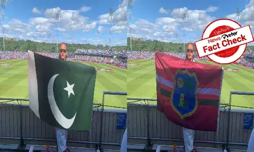 FACT CHECK: Picture of Rihanna holding Pakistani flag is morphed