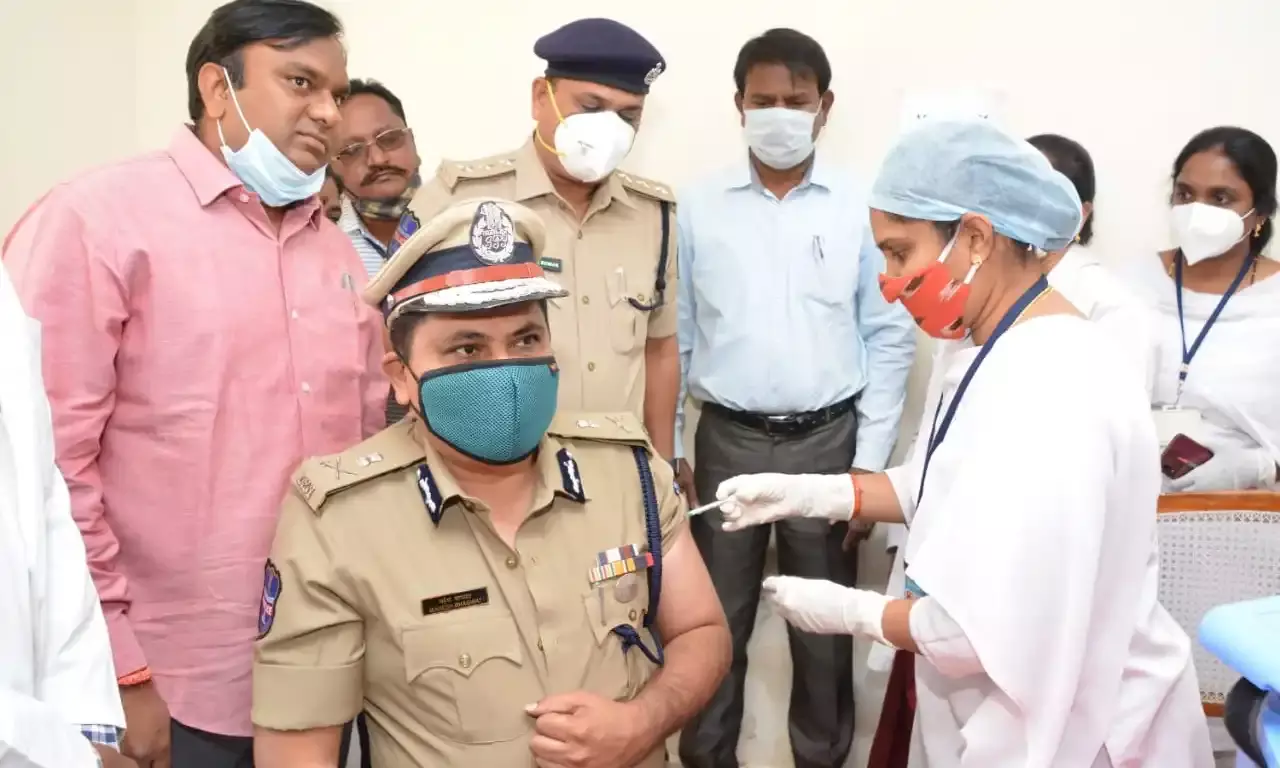 COVID-19 vaccination begins for Rachakonda cops, Commissioner Mahesh Bhagwat gets first shot