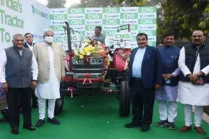 Indias first retrofitted CNG tractor launched; farmers can save Rs 1 lakh Indias first retrofitted CNG tractor launched; farmers can save Rs 1 lakh