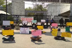 EFLU students resume protest for reopening of hostels EFLU students resume protest for reopening of hostels