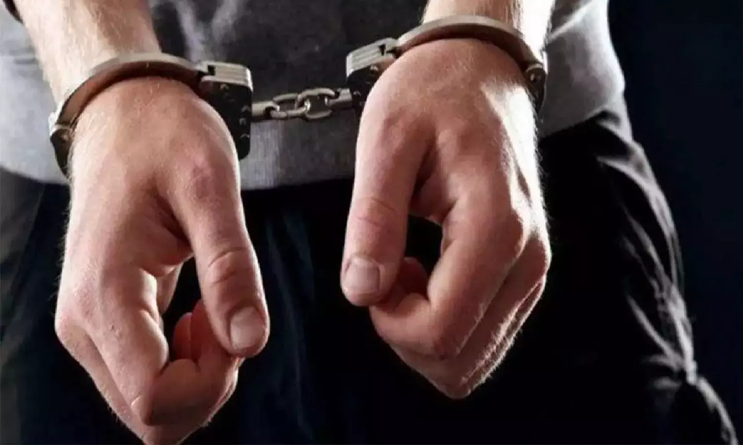 Man attempts to kill wife, son at Bilal Nagar; arrested