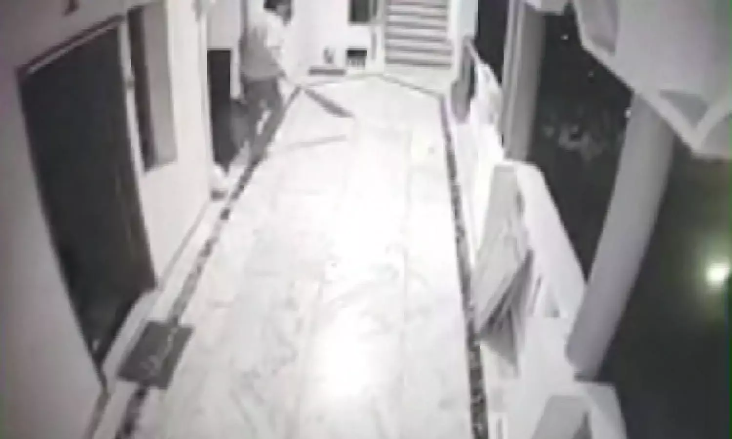 Police inspector falls to death chasing lizard at Guntur