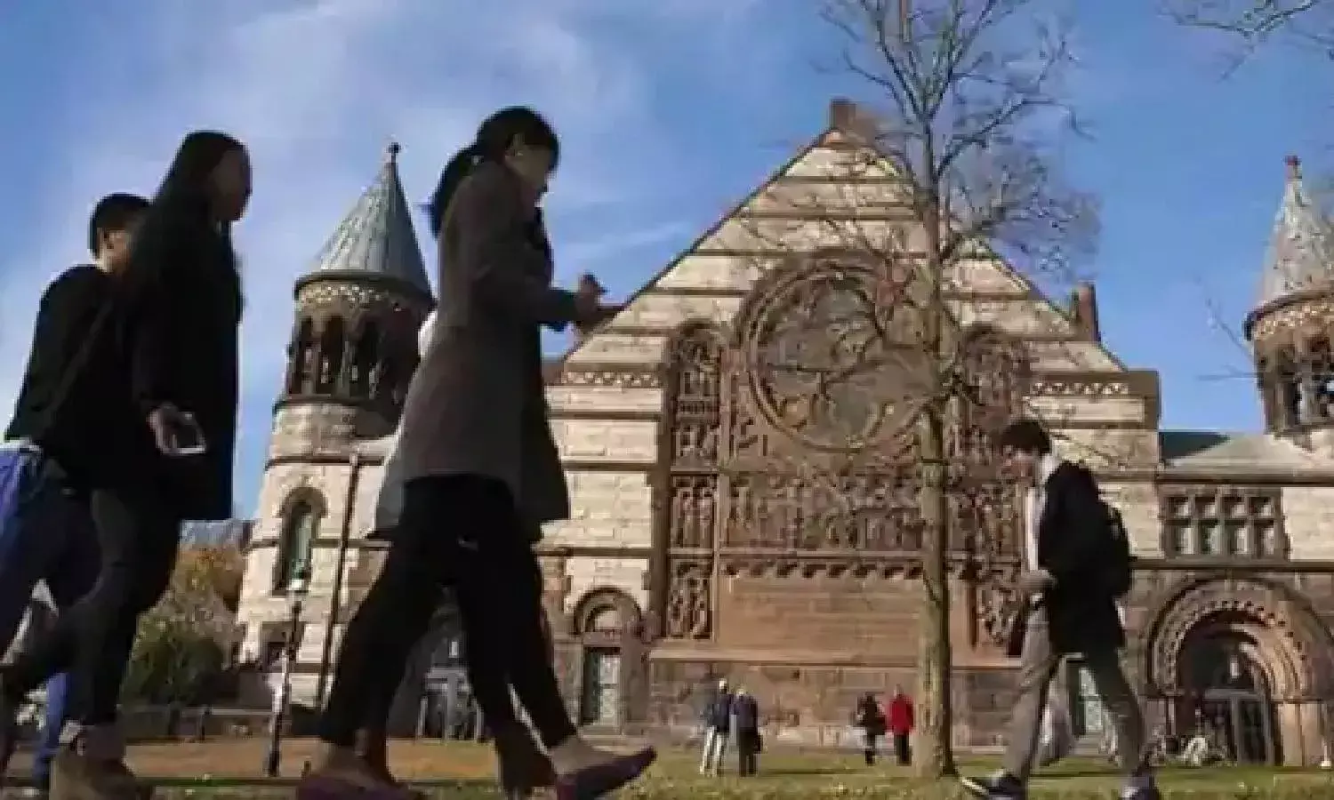 UK govt opens graduate route, Indian students eligible