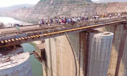 Polavaram wall damaged, AP govt blames Naidus poor planning