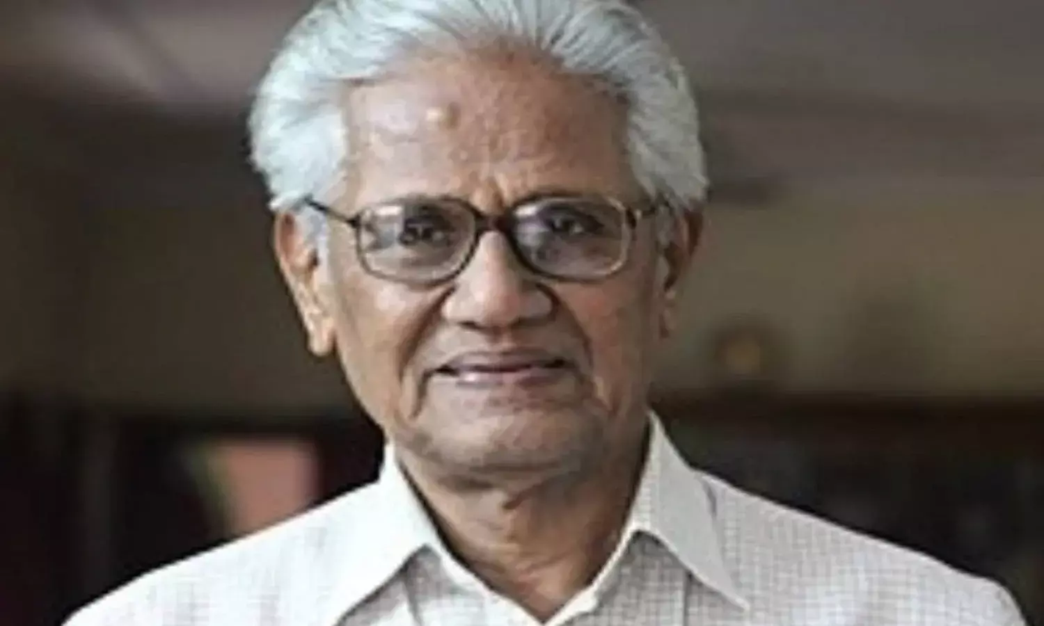 Telugu poet Nikhileshwar wins Sahitya Academy Award for Agniswaasa
