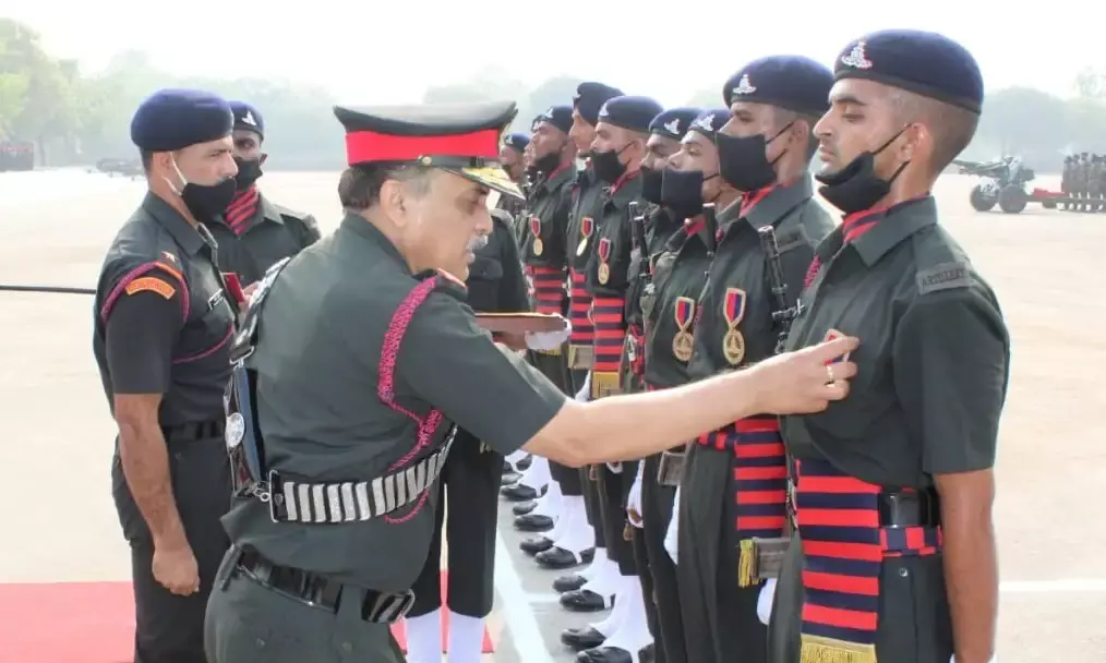830 recruits pass out from Artillery Centre after year-long training