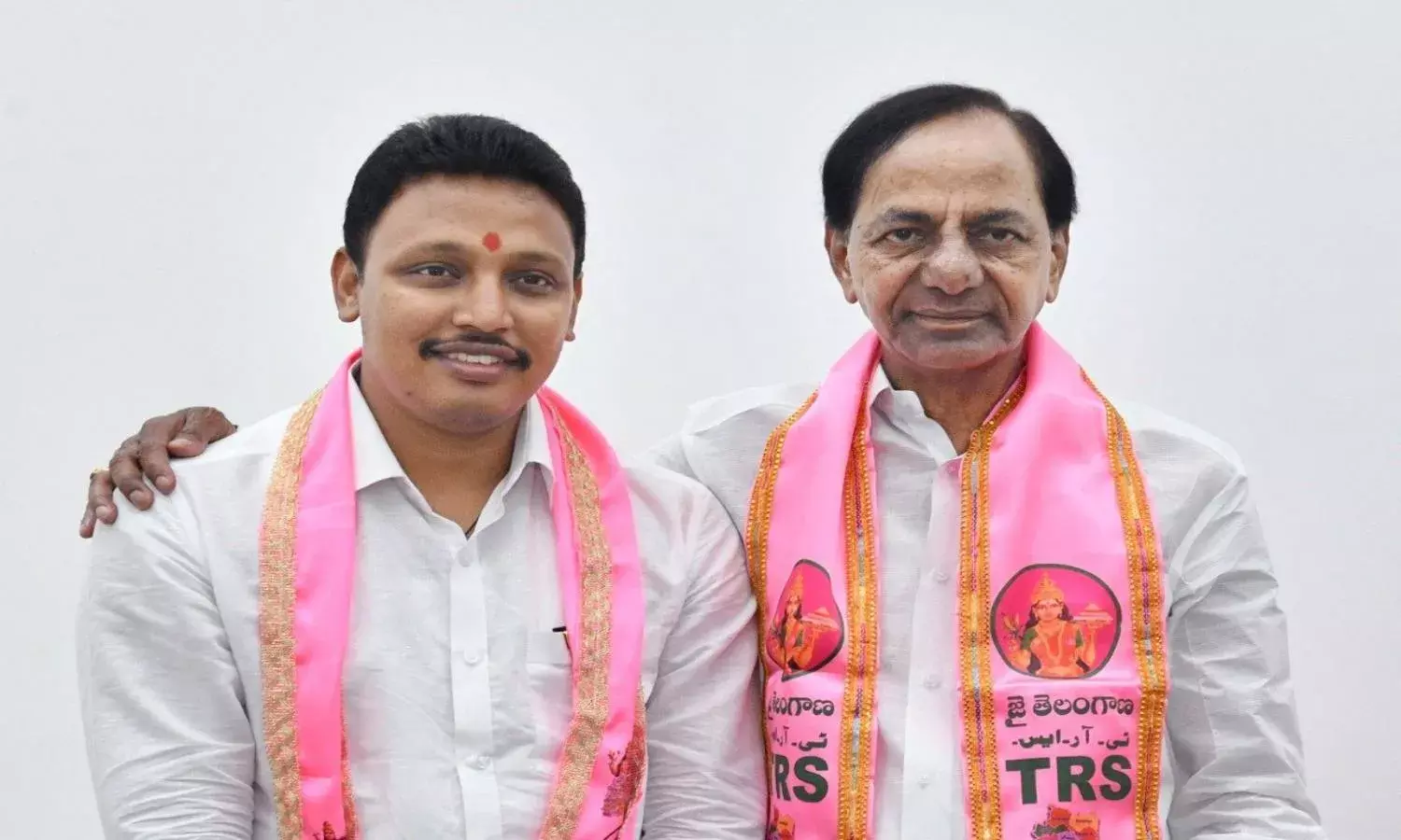 Late MLA Nomula Narsimhaiahs son is TRS candidate for Nagarjuna Sagar by-poll