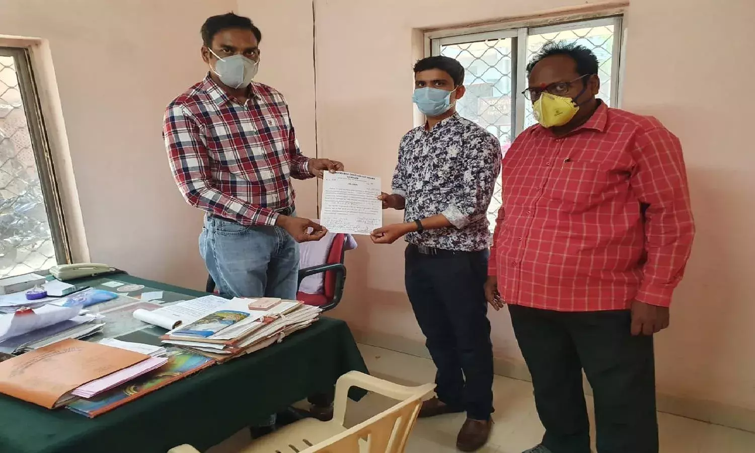 Secunderabad Cantonment Board fines Reliance Fresh outlet for violating COVID-19 norms