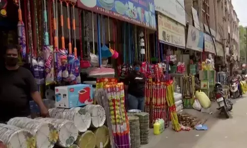 Begum Bazar under self-imposed curfew, shops to stay open till 5 pm from 9 April