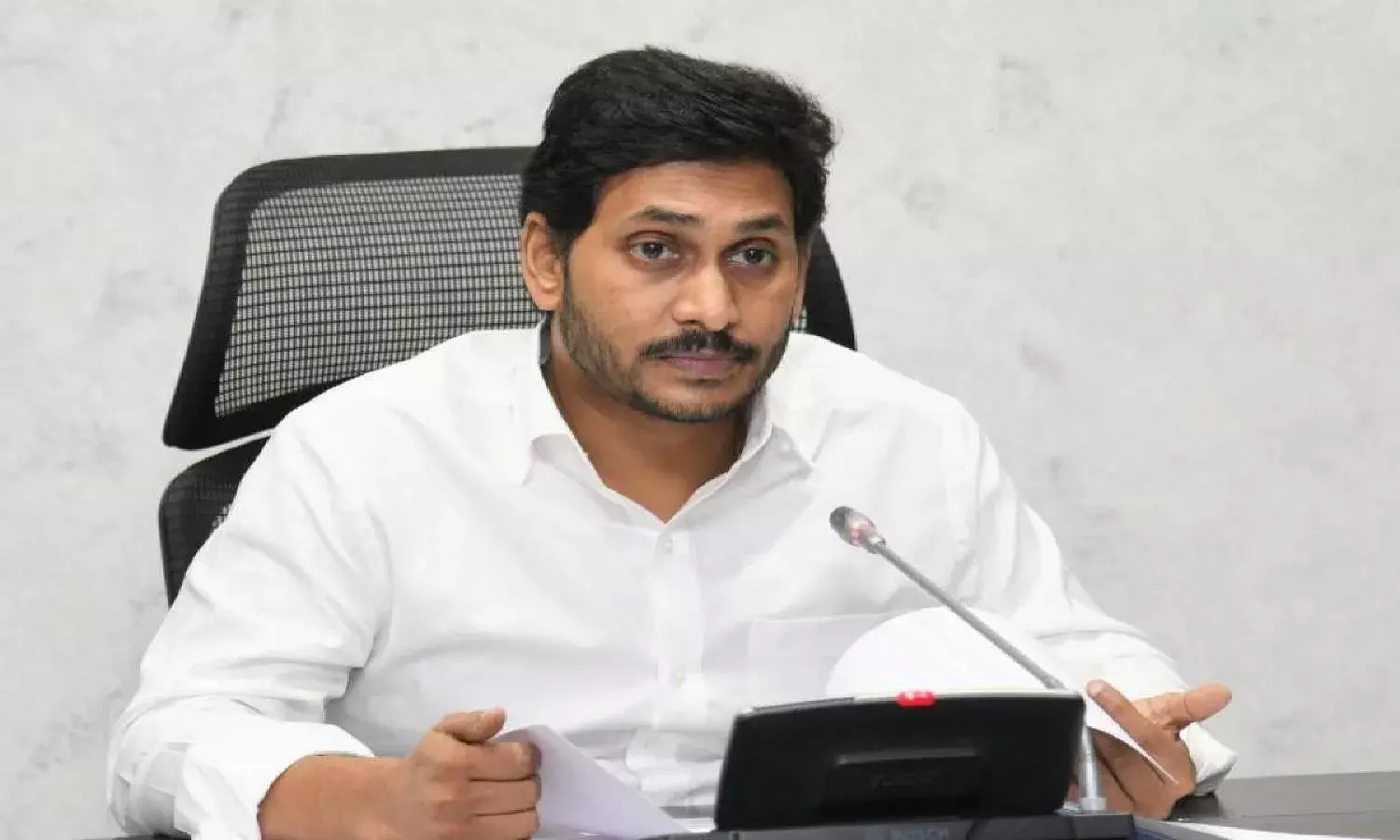 As COVID-19 cases surge, Jagan cancels Tirupati trip, by-poll campaign