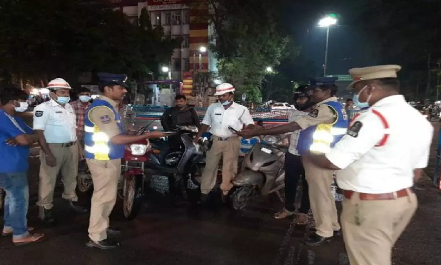 Bars, pubs join hands with Cyberabad police to prevent drunk driving