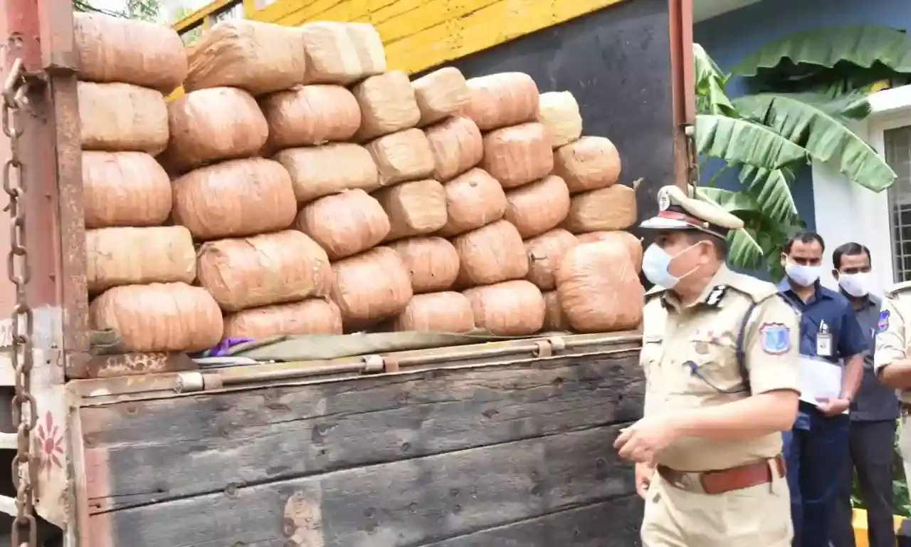 Rachakonda police bust inter-state drug cartel, recovers Rs 40 lakh worth Ganja