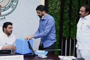 Left with no vaccine; Jagan asks Centre for 60 lakh doses Left with no vaccine; Jagan asks Centre for 60 lakh doses