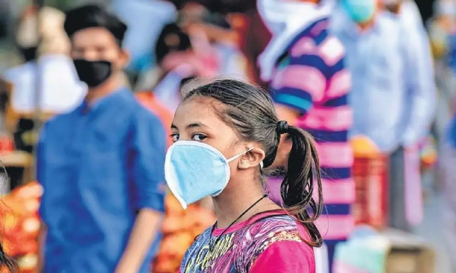 AP imposes Rs 100 fine against people with no masks