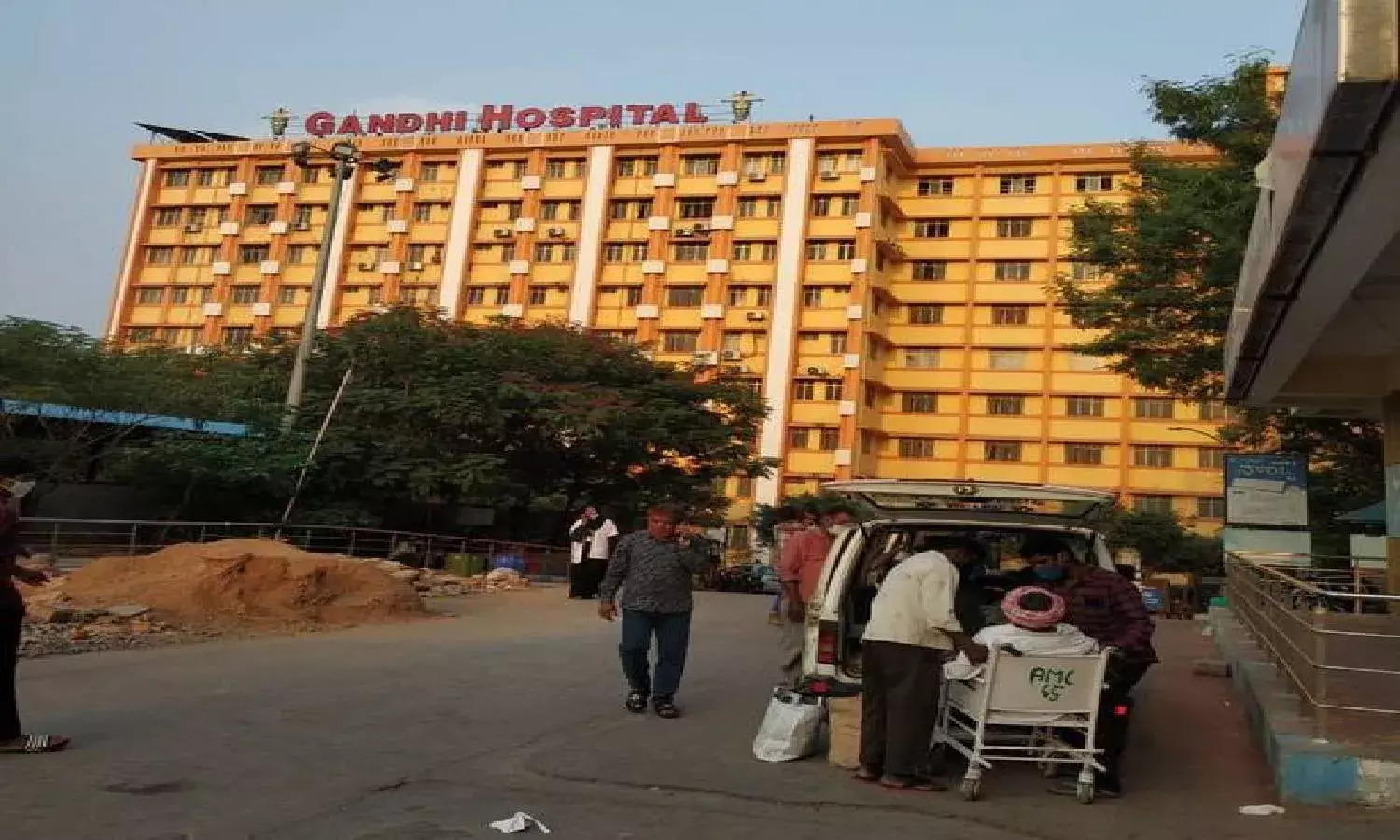 No shortage of Oxygen in Hyderabads Gandhi hospital:  Dr. Raja Rao