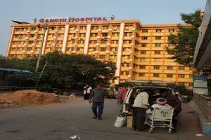No shortage of Oxygen in Hyderabads Gandhi hospital: Dr. Raja Rao No shortage of Oxygen in Hyderabads Gandhi hospital: Dr. Raja Rao