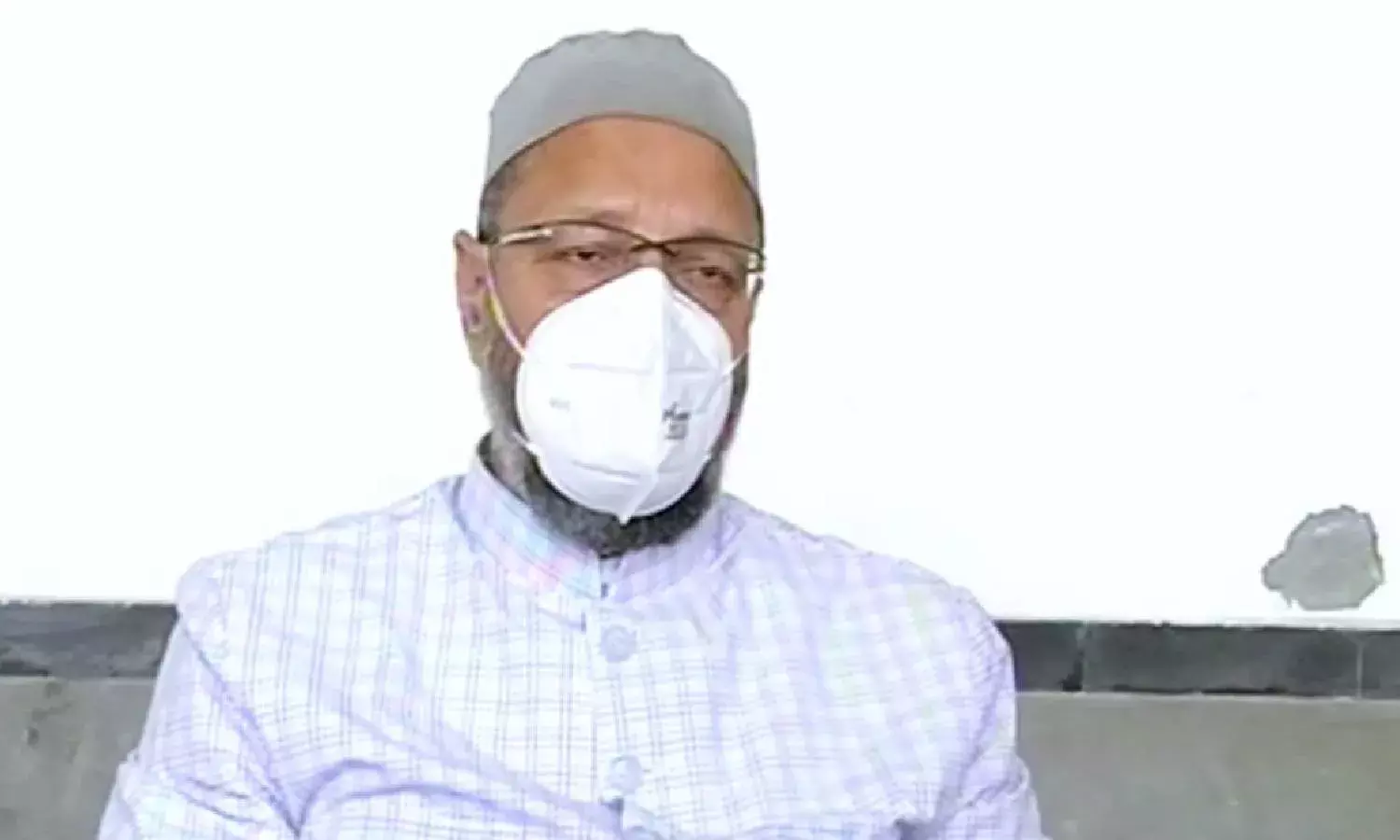 Owaisi condemns Bengal govts failure to curb post-poll violence