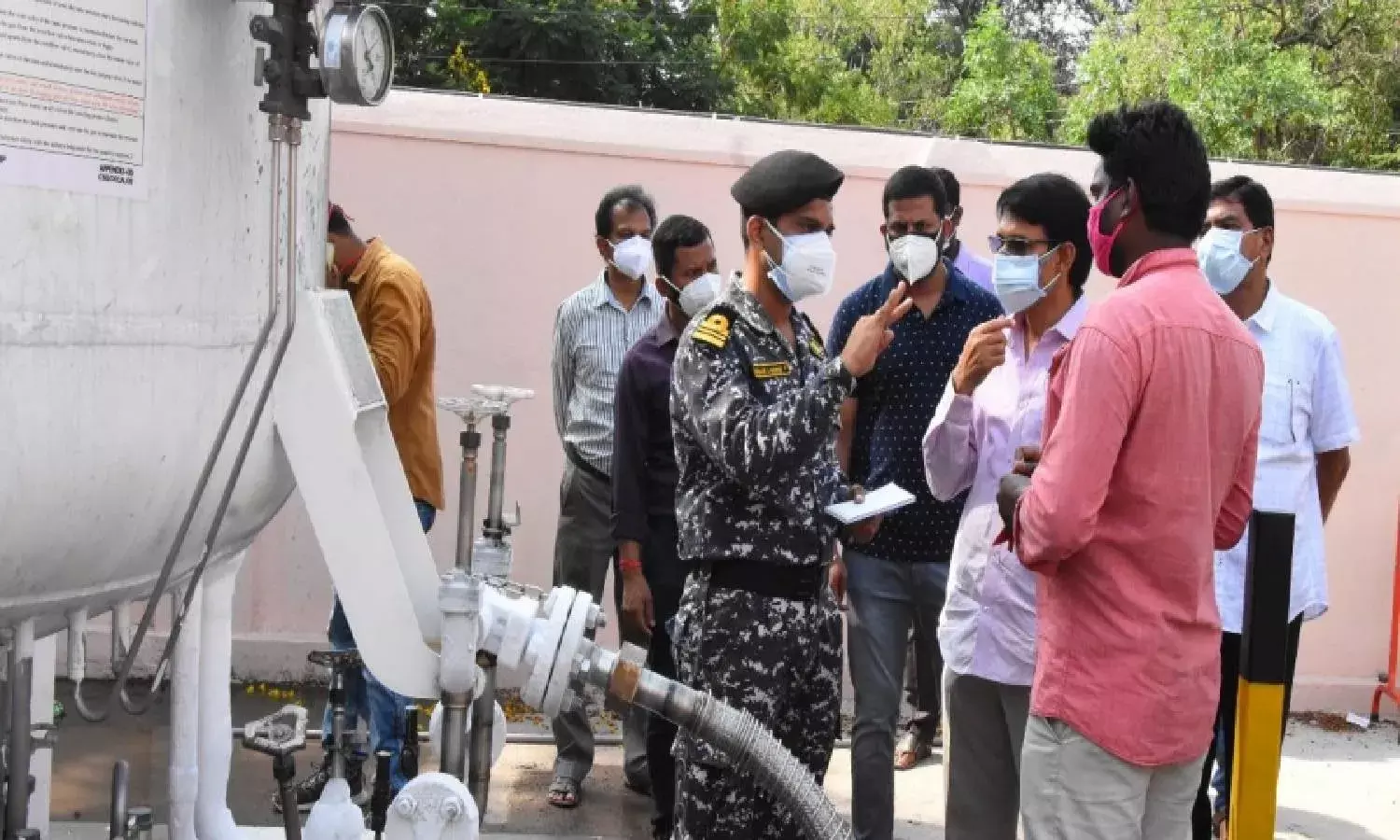 Ruia hospital incident: Jagan orders probe, seeks Navys help for oxygen supply
