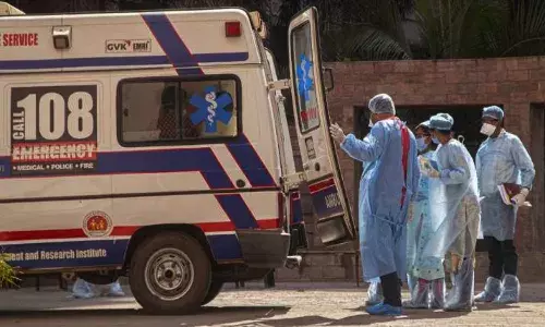 Prior tie-up with hospitals mandatory for COVID patients entering Telangana