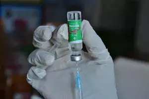 AEFI data shows minuscule risk of bleeding, clotting after taking Covishield AEFI data shows minuscule risk of bleeding, clotting after taking Covishield
