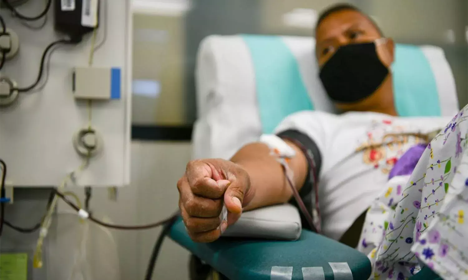 `Irrational and non-scientific: Centre drops plasma therapy from COVID treatment protocol