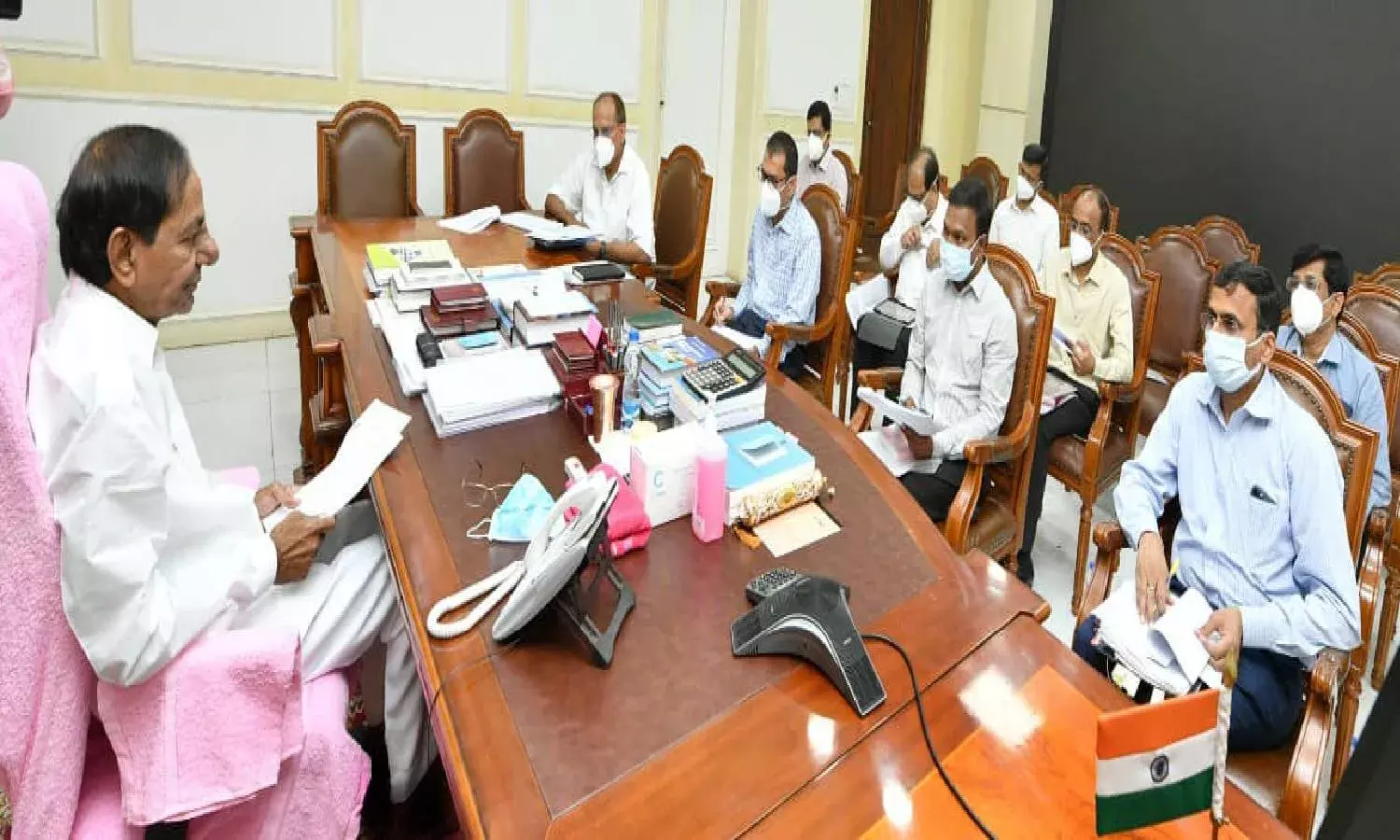 Oxygen crisis:  KCR orders setting up 48 gas plants in government hospitals