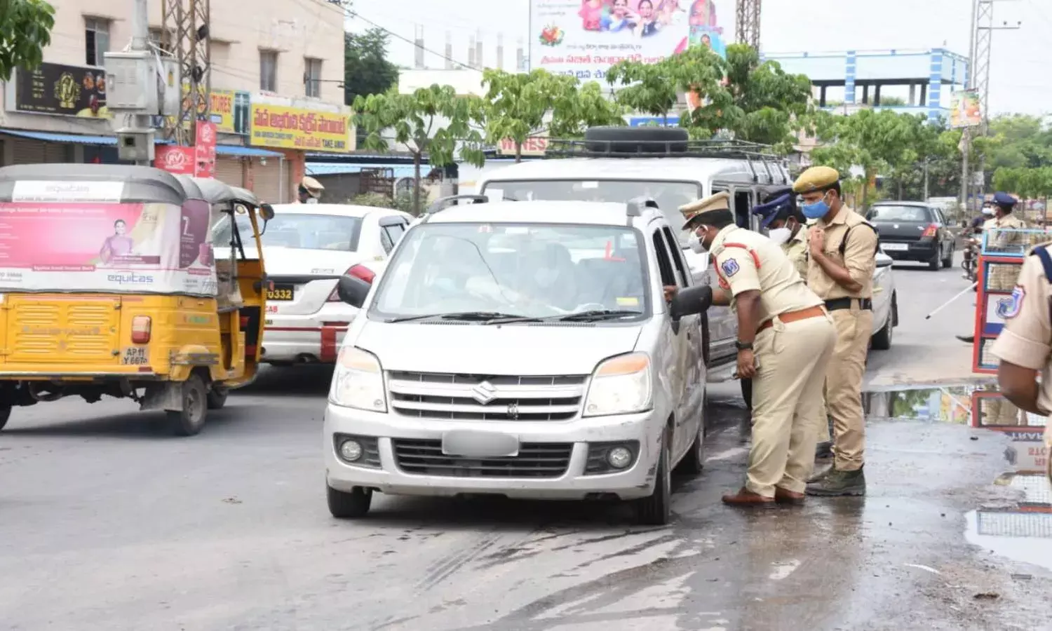Telangana: Entry, exit points of all major towns, cities to be closed during lockdown