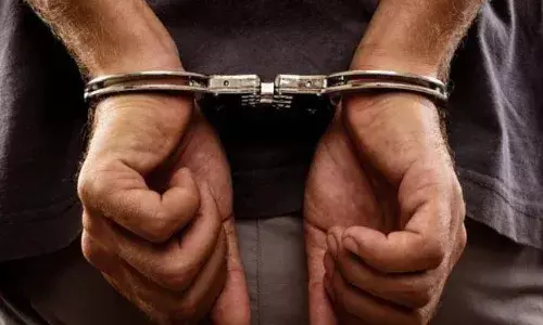 Visakhapatnam: In true filmi style, officials apprehend two for black-marketing `Bevacizumab