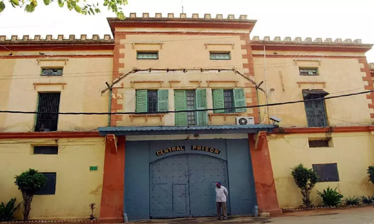 Jails are the safest in times of virus: 1443 prisoners vaccinated in Telangana