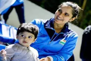 Tennis tourney: Centre approaches UK govt for visa to Sania Mirzas 2YO son Tennis tourney: Centre approaches UK govt for visa to Sania Mirzas 2YO son