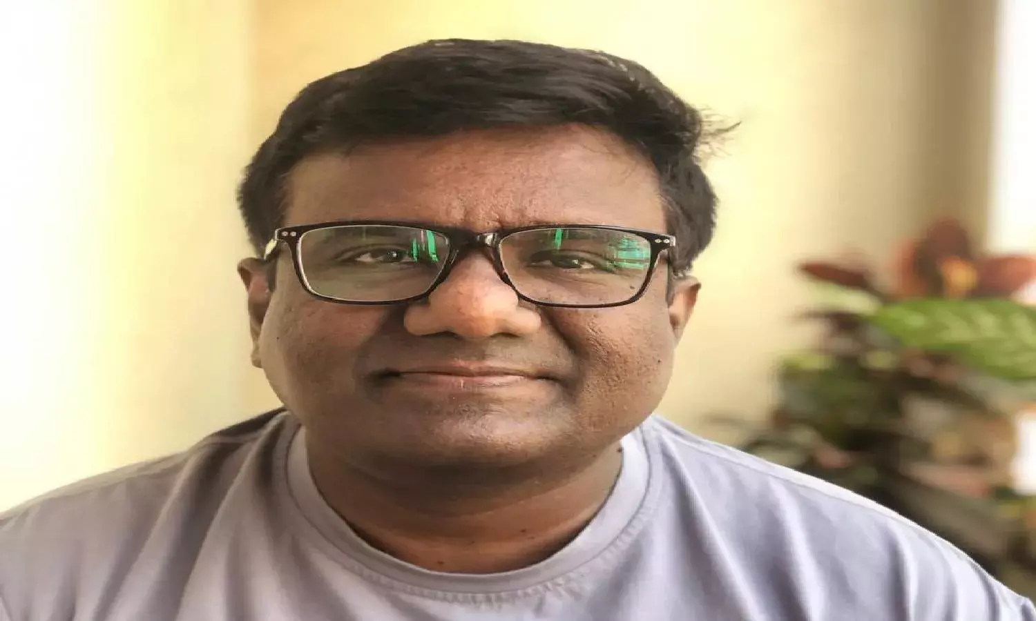 `The Perfect human: Moved by patients struggle, Hyderabad Dr Victor Emmanuel  treats patients for Rs 10